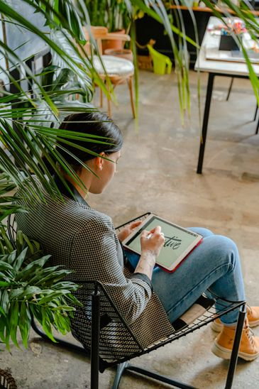how to structure your first 10 blog posts